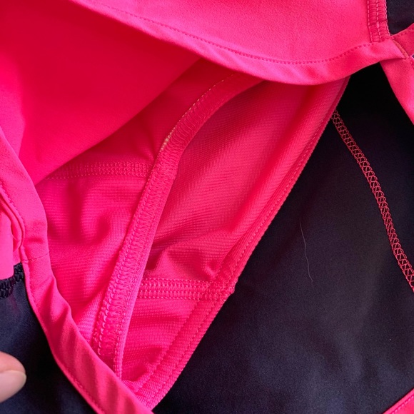 EUC✨Lululemon Speed Up Shorts - Picture 9 of 11